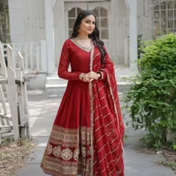 MRN BLK FANCY EMBROIDERY WORK GOWN